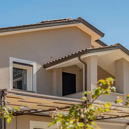 Апартаменты La Casina Bianca - Discover Umbria Бастия-Умбра
